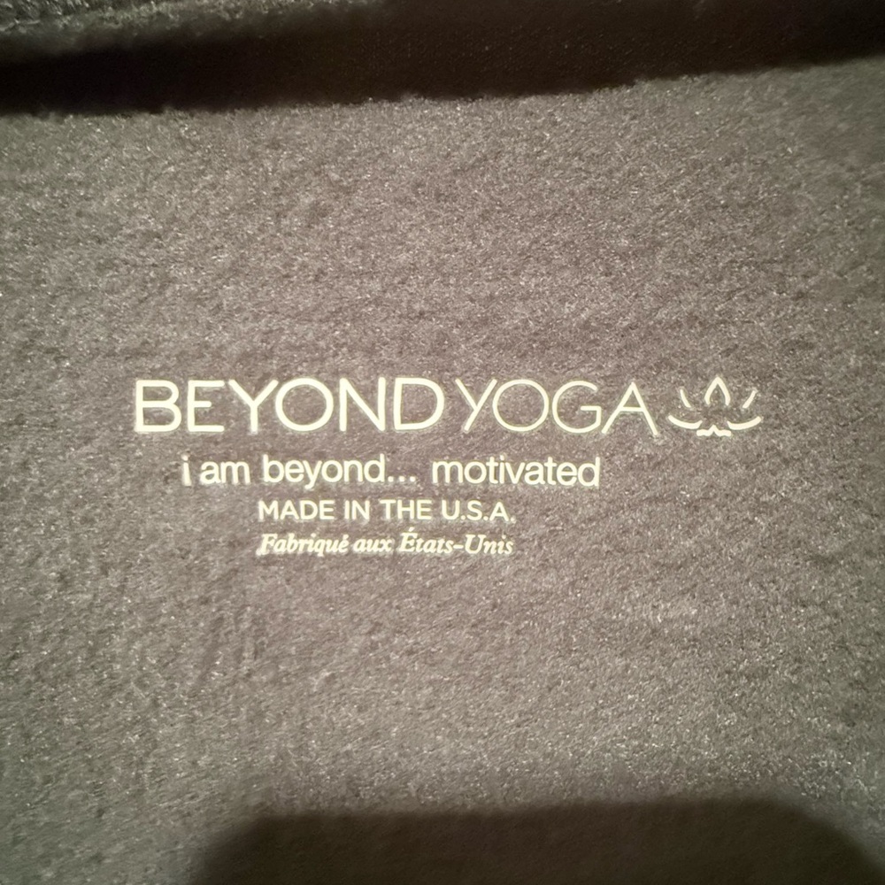 Beyond Yoga Charcoal Green Apparel